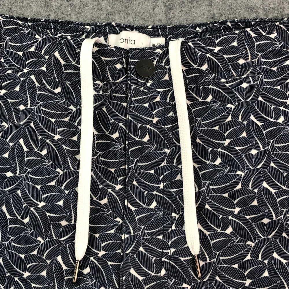 Onia The Calder Mens Swim Trunks XL Navy Leaf Pattern Stretch Beach Board Shorts